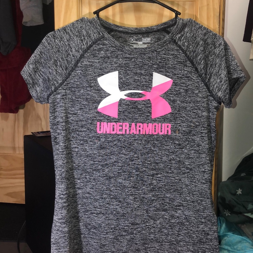 Under Armour Top